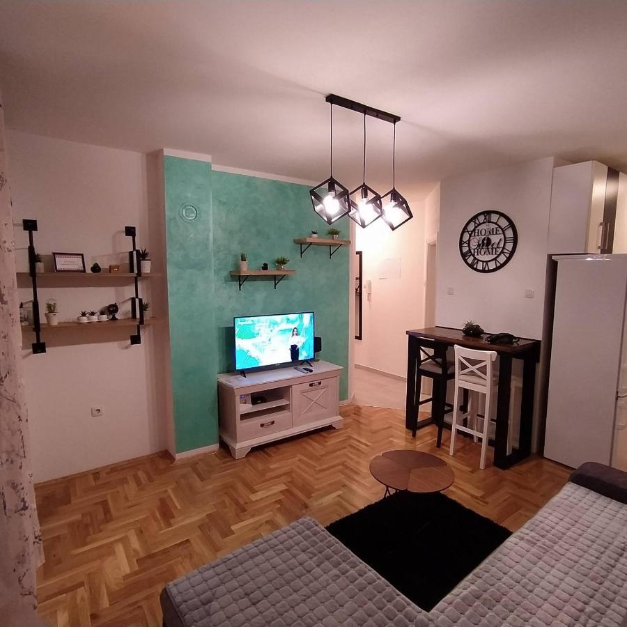 Daniris Apartman Novi Sad Exterior photo